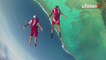 L'équipe de France de parachutisme saute au-dessus du lagon de Poé