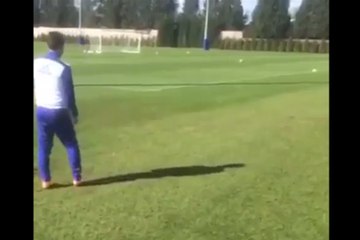 Hazard marque dans un angle impossible