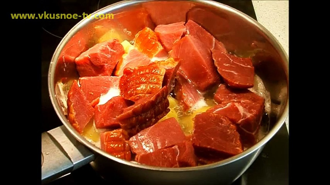 Картофель тушеный с копченым мясом 1