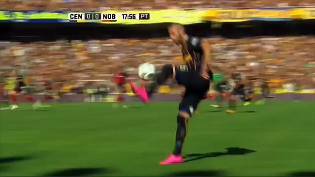 Intentó de arriba. Central 0 - Newells 0. Fecha 2. Primera División 2015.