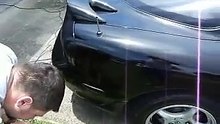 Esta é a maneira mais fácil, rápida e económica de reparar as mossas do seu carro!