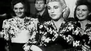 Andrews Sisters - Don'T Fence Me In