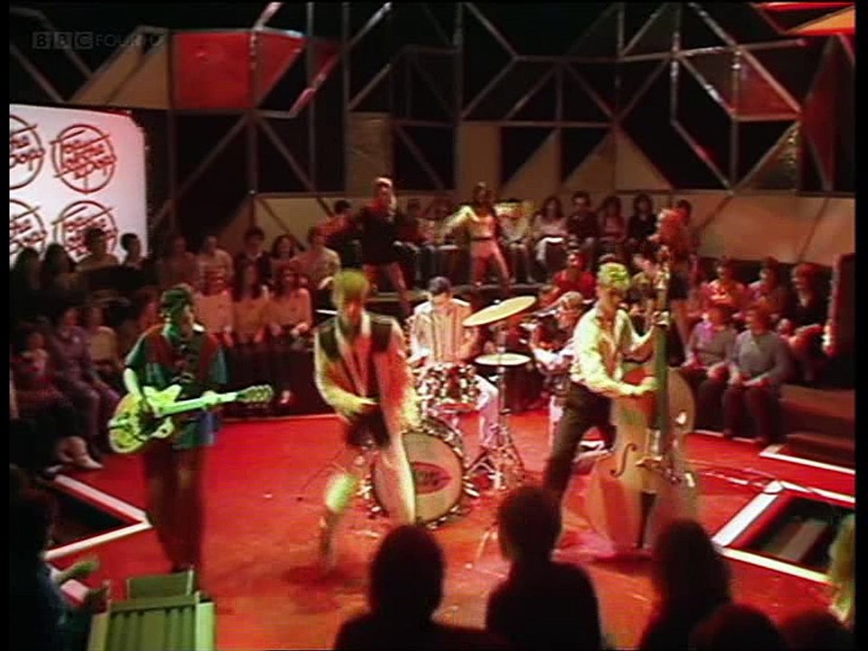 Legs & Co (with Polecats) - John, I'm Only Dancing - TOTP TX: 26/03/1981