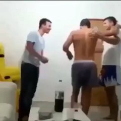 HAHAHAH What a prank!!! Check it