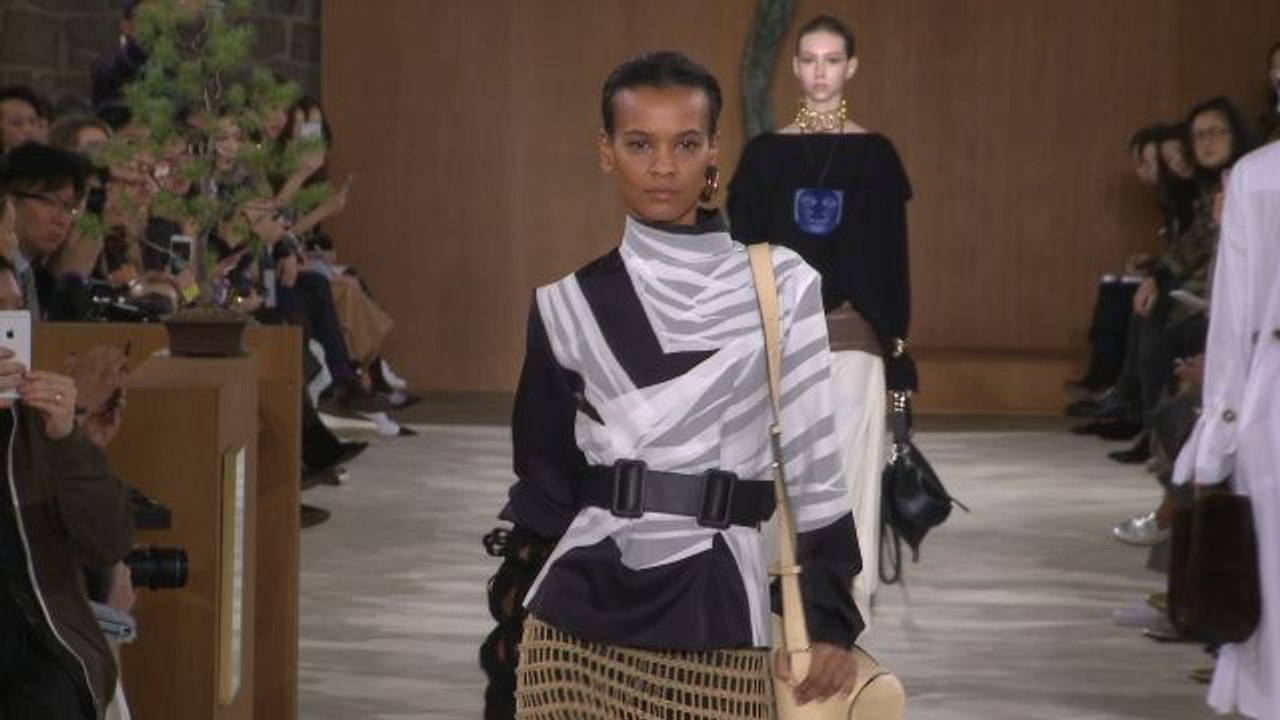 Loewe Fall 2016 Ready-to-Wear