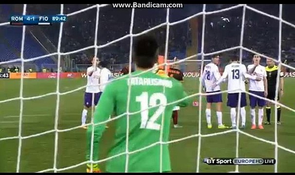 Francesko Totti Perfect Free kick SHoot - As Roma 4-1 Fiorentina - 04.3.2016