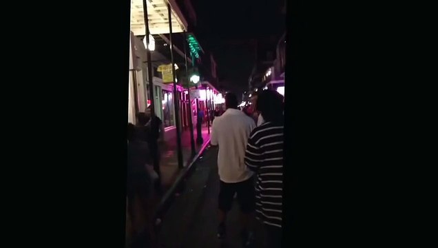 Un seul coup de poing va le laisser ko pour de bon