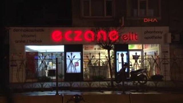 Nöbetçi Eczaneler Kepenk Arkasından Satış Uygulamasına Başladı