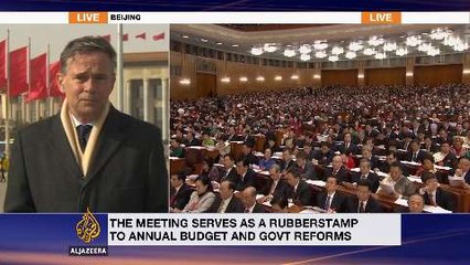 China sets new economic growth target at congress