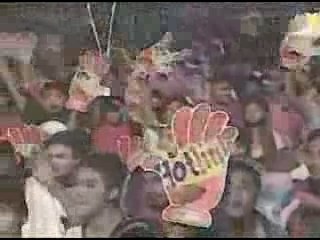 Antara Hujan Dan Air Mata - Saleem