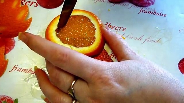 Птица из апельсина. Украшения из фруктов. Decoration of orange Decoration of fruit