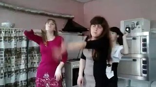 Hot school girls - amateur video