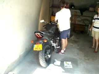 Seb dit "le Kiné change de silencieux sur son SV