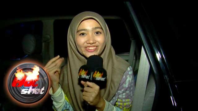 Febby Rastanty Berhijab di Haji Belajar Ngaji - Hot Shot 05 Maret 2016