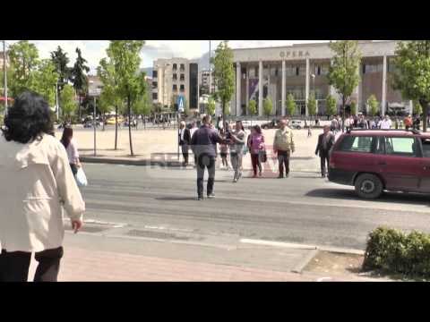 Report TV - Raporti/ Komisioneri: Punësimet në shtet, 54 % janë të kundraligjshme