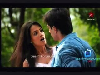 SIMRAN SAD MUSIC (BEFORE SHE CRIES ON RAGHUS SHOULDER) FROM TMLS - THEME SONG FOR 18TH AUGUST 2012