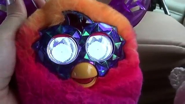 Алиса плачет Фёрби стал рок звездой