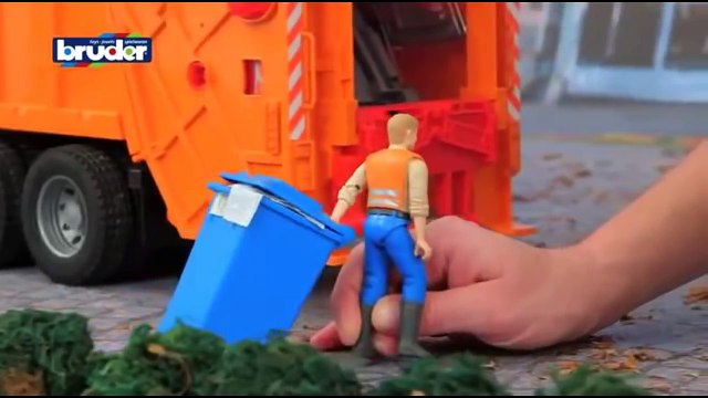 Bruder Toys - Мультик про машинки . Грузовик. Игрушки машины - Рабочие машины