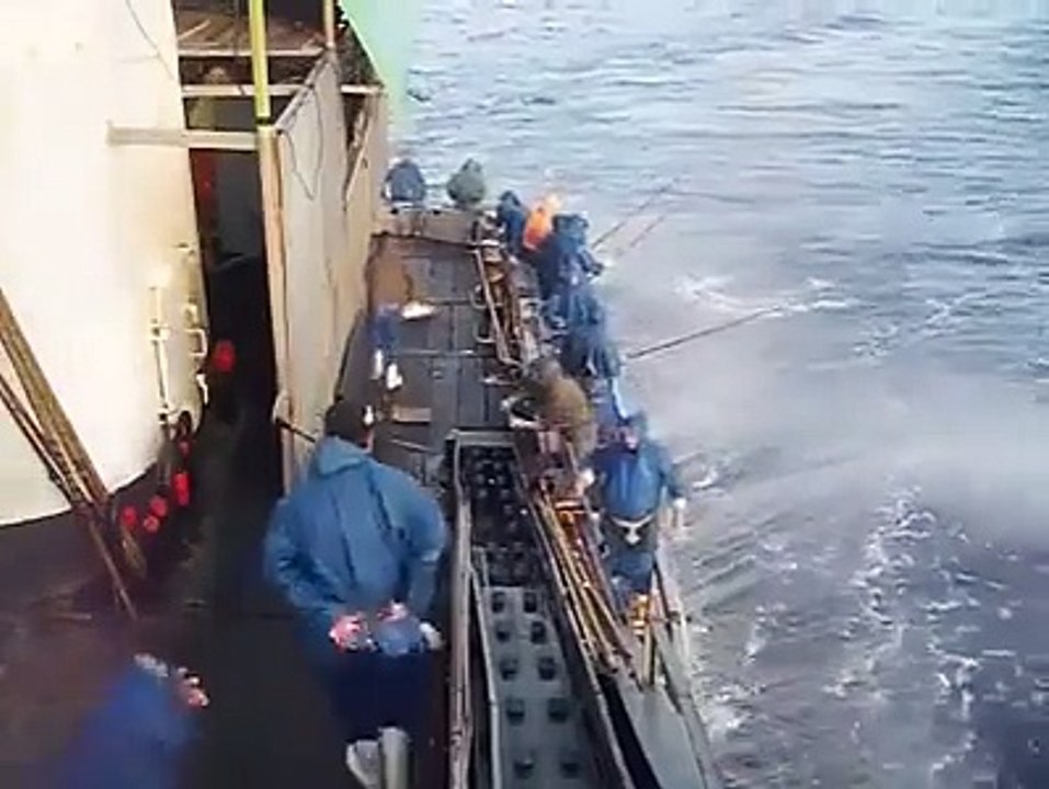 how fisher man caught fishes