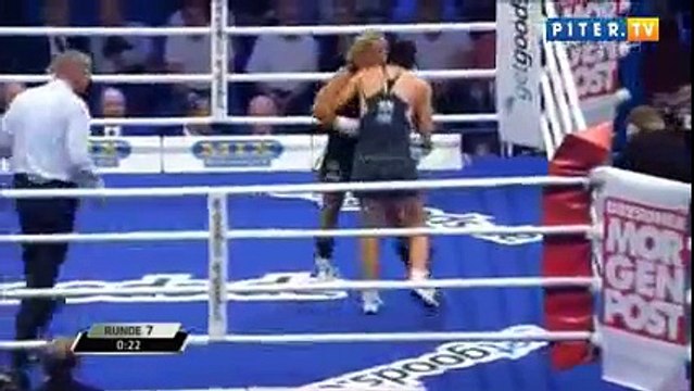 Женский бокс страстный поцелуй перед боем