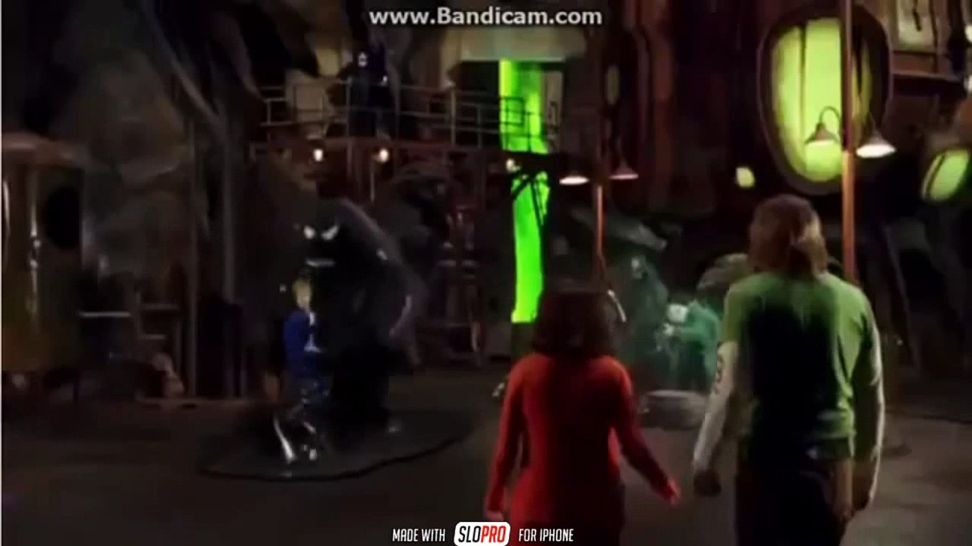 Scooby Doo 2 - Tar Monster Attack (Slow Motion)