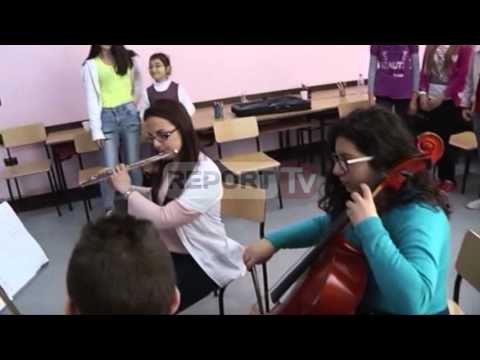 Report TV - Rama inspekton Lungomaren dhe shkollën artistike “Rilindja”