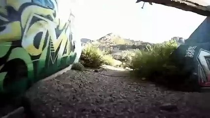 Невероятные гонки на дронах и акробатика!