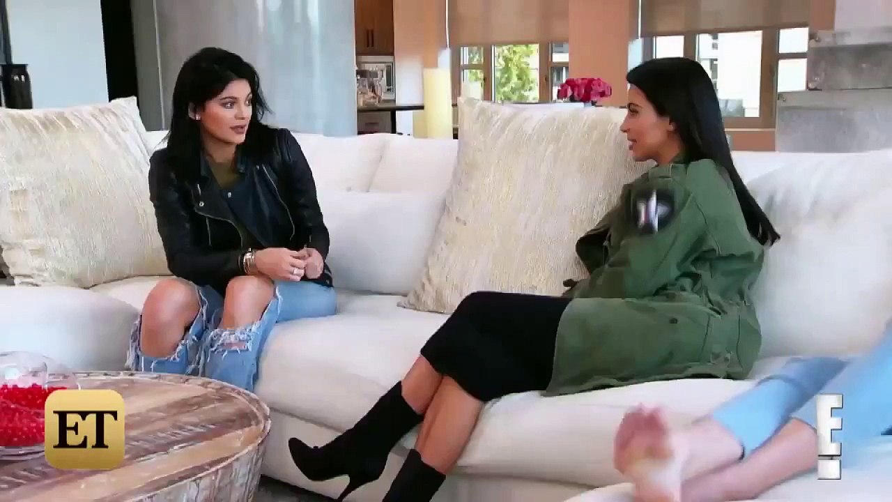 Kylie & Kim Kardashian Look Like Twins In EPIC Snapchat Face Swap
