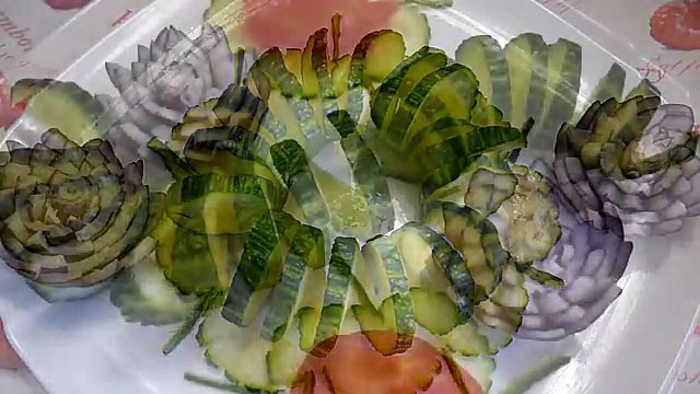 Украшения из огурца.(спираль) Украшения из овощей. Decoration Of Vegetables