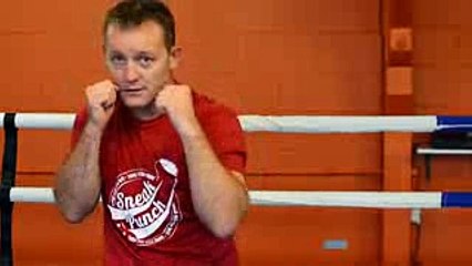 Parrying in Boxing - How to Box (Quick Video)_low