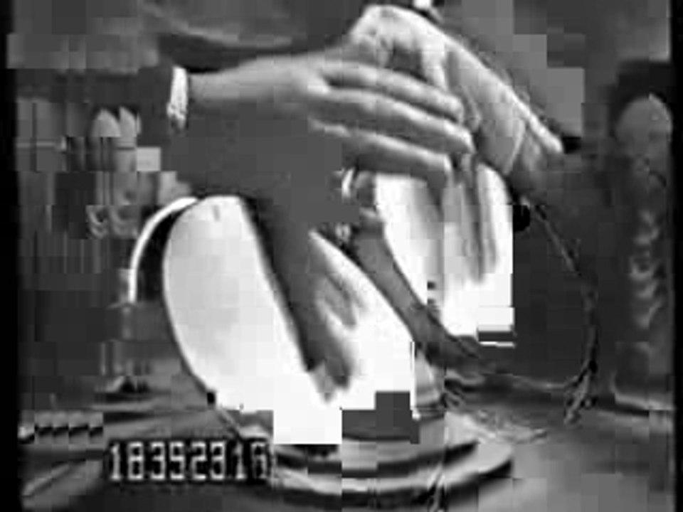 Barbara Streisand - Gotta Move