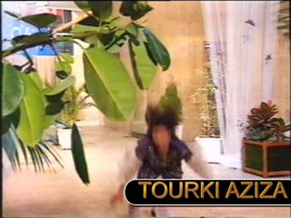 الرقص أنواع ومنه هذه الرقصة العصرية