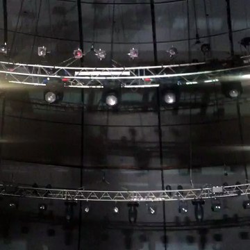 theohurts - 05 Mar 2016 - Moscow! Tonight's the night. The biggest show on the whole #SurrenderTour. Crocus City Hall. A