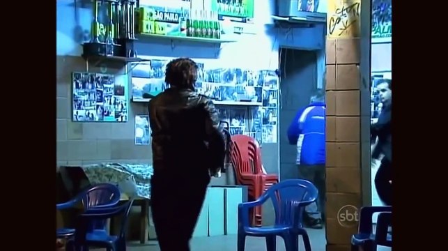 Scary prank brazilian Serial killer chainsaw - Brazilian prank