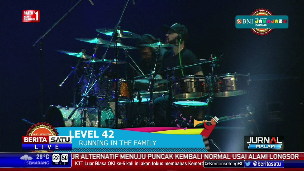 Penampilan Level 42 di Java Jazz 2016