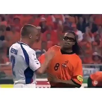 Коллина величайший футбольный судья!