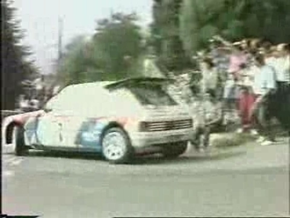Rallye groupe b 205 t16