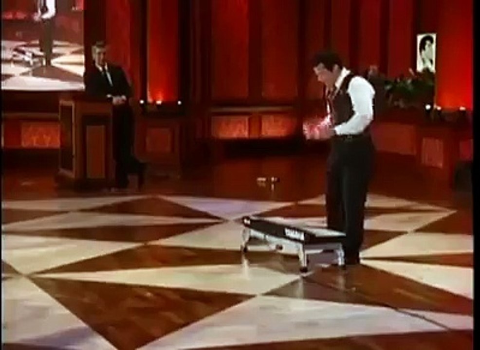 Unique way to play piano