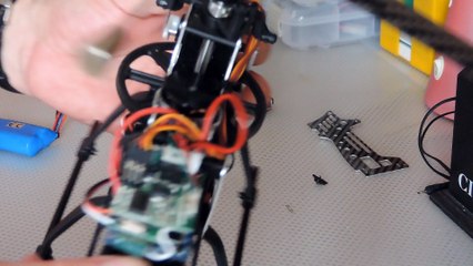 contrôleur de tension sur mjx f45 et accu 2200mah