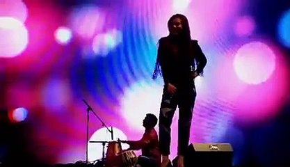 Komal Rizvi kills it with her performance at Global Village Dubai