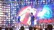 Shahrukh Khan meets his CRAZY Fans and contest winners of FAN movie. (720p FULL HD)