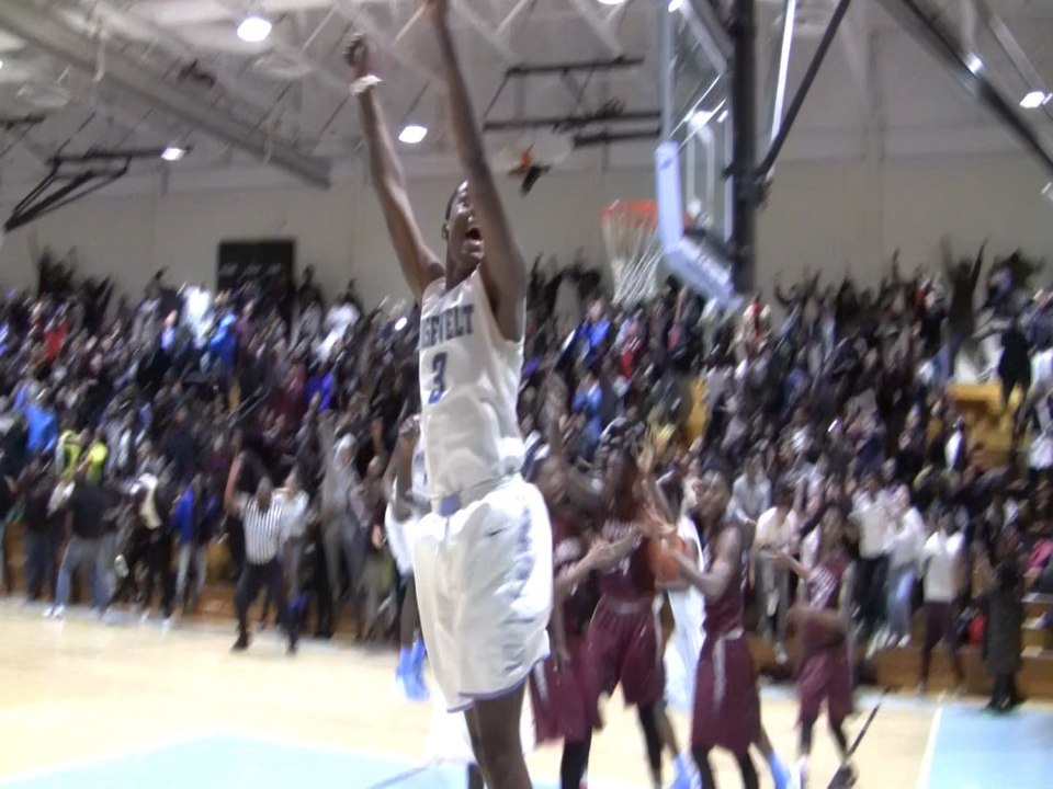 No. 5 Eleanor Roosevelt defeats Bladensburg to win Maryland 4A South Region Championship