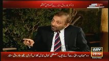 Watch How Farooq Sattar defending MQM & Not Giving Chance for Question