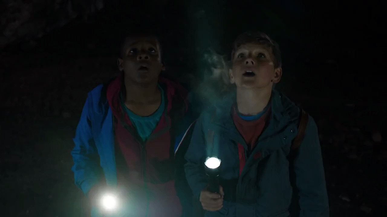 Rockets Island Series 3 Episode 1 Whats in the cave?