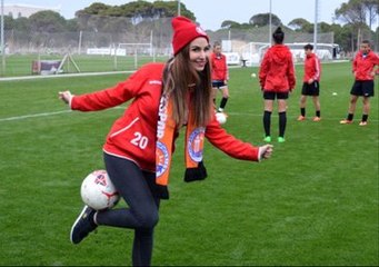 Sıla Şahin, Podyumdan Sahaya İndi