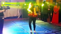 Pakistani Girl Wedding Dance on - Ni Main Kamli Ho Gai Aan - HD