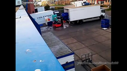 Подборка неудач и дураков на вилочном погрузчике #2