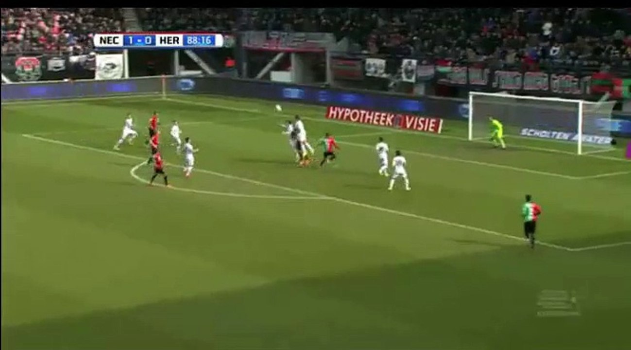 Santos Aamazing GOAL (1_0)  NEC Nijmegen vs Heracles