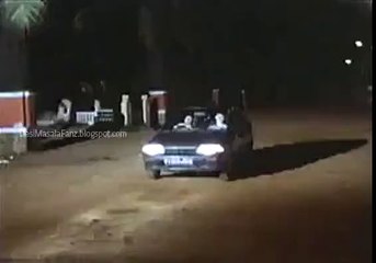 Deepti Bhatnagar hot kiss scene