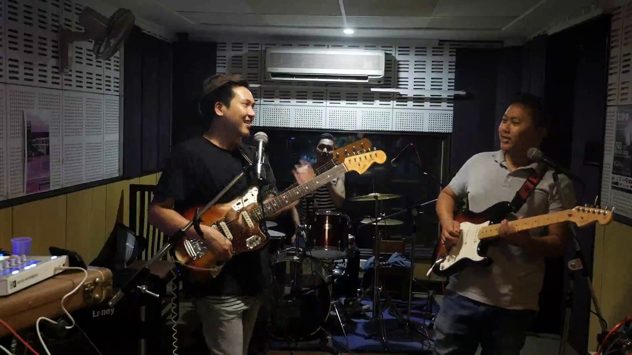 Yesterdrive live at BandViews (3)